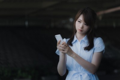 くっそ遅い!!　スマホの速度制限くらってイラつくこと・6選