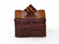 【六本木土産】コク深いカカオの風味にうっとり！　しっとり濃厚なチョコレートケーキ「グアヤキル」