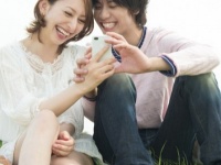 【最新版】「男性が惹かれる年上女性のタイプ」ランキング！　気になる1位は圧倒的支持で……。