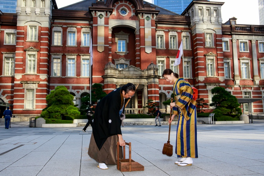 企業や団体が街を清掃、「第16回 東京エキマチ キラピカ作戦」が開催