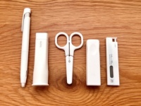 すっきり快適！　デスク周りが生まれ変わるセリアの「ホワイト文房具」