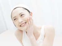 女性に聞いた！　自分の「肌タイプ」と「肌にまつわる悩み」