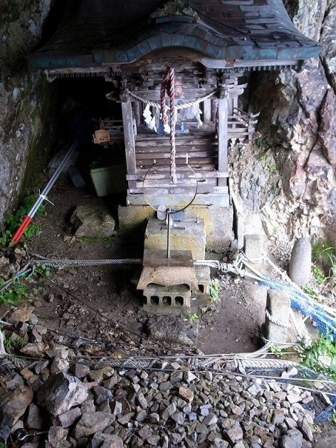 太田神社の本殿（画像はせたな観光協会提供）