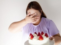 あぁ、食べたい……。空腹を忘れる方法5つ