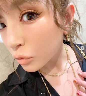 インスタグラム:浜崎あゆみ(@a.you)より