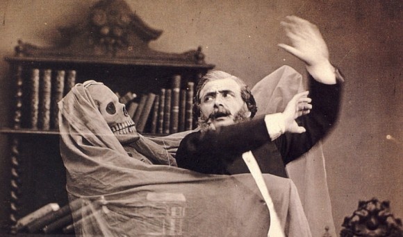 昔の人のホラーに対する姿勢はかなりアクティブ。今宵あなたを悪夢にいざなう19世紀の古写真20（閲覧注意）