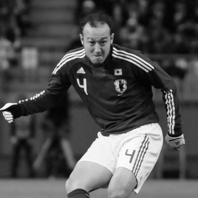 元サッカー日本代表「闘莉王」の今が悠々自適すぎる！