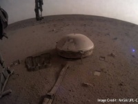 これが最後かもしれない。火星探査機「インサイト」がお別れの画像を送信