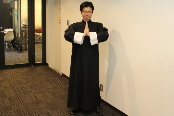 実は昔からほしかったので、この件を口実に購入したようなものである