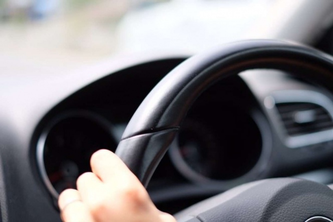 車を使うようになった新社会人の頃に......（画像はイメージ）