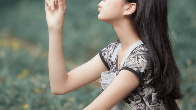 社内恋愛は隠すべき? 公にするメリットとデメリット