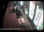 【謎】なぜか全裸で犯行に及んだ“変態泥棒”…