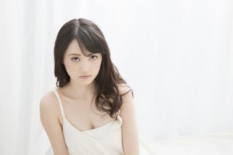 触りたくなる……！　男子に聞いた「ドキッとする」素肌・体のパーツ4選
