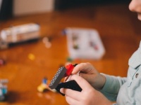 7歳少年の鼻の穴から入ったレゴブロックが2年後に鼻から出てくるという珍事（ニュージーランド）