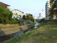 梅田川（Kinoriさん撮影、Wikimedia Commonsより）