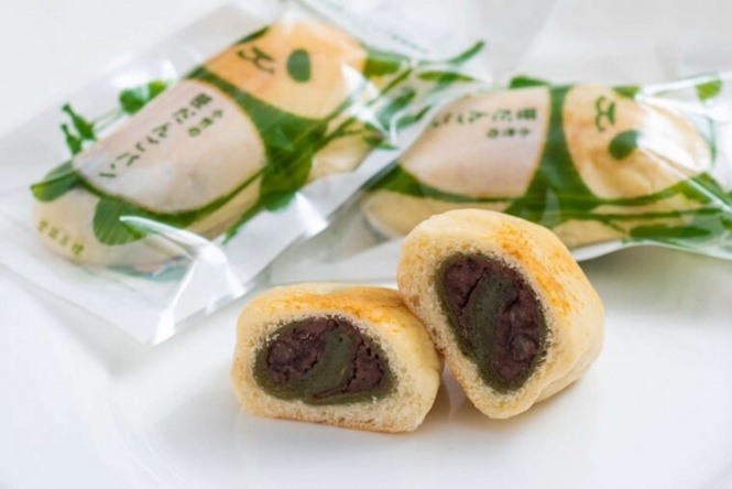 小竹製菓（新潟県）の笹だんごパン、350円