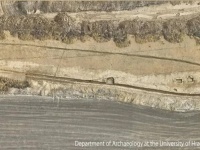 驚異の190メートル。ヨーロッパで最長級の5300年前の墳墓（ふんぼ）が発見される