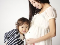 20代女子の理想の出産年齢は「30.9歳」～出産の理想と現実～