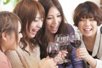 夫の本音！　妻が食事or飲みに出掛けるのはどれくらいの頻度ならOK？
