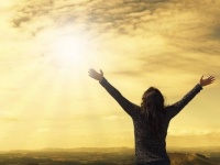 日常をもっと生きやすく。人間関係、感情の制御など、毎日が楽になる12の心理テクニック【ライフハック】