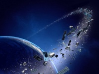 宇宙から落下したスペースデブリが人や物に衝突する確率ってどれくらい？