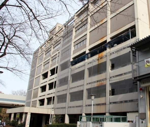 かつての社会文化会館(12年12月21日、J-CASTニュース撮影)