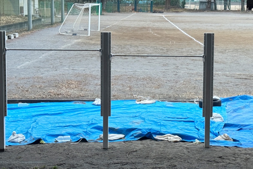 グラウンドで『女子生徒の下着』盗撮か　市立中学校教師(43)逮捕　教師は「スマホに偶然写っただけ…」