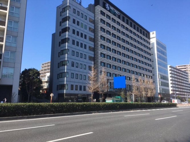 違和感がすごい（いまいずみひとしさんのツイートより）