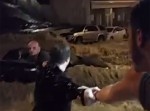 極限状態で芽生える連帯！　水害に沈む街で男たちが女性を助けるために突き進む！