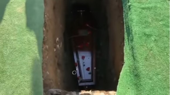grave4_e