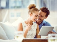 男性が気になる子だけに見せる「脈ありサイン」とは？