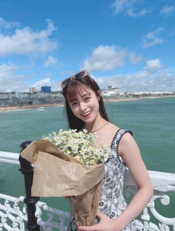 X:橋本環奈(@H_KANNA_0203)より