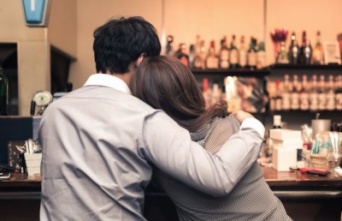 だまされるな！　下心のある男性の見抜き方