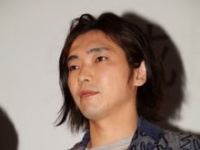 柄本佑