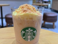 思わず笑みがこぼれる夢のようなスタバ新作『シュークリーム フラペチーノ®』実食レポ