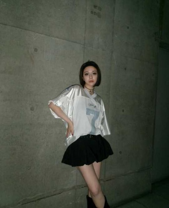 Instagram:村重杏奈(@hktanna4848)より