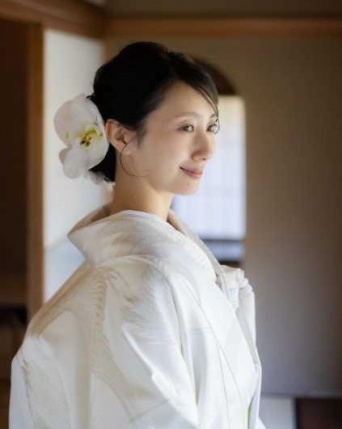 Instagram:波瑠(@06_haru_17)より