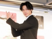 岸田タツヤ