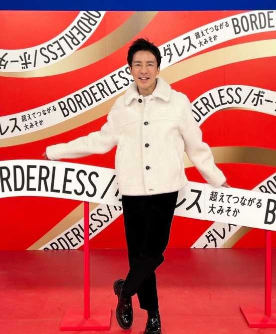 Instagram:郷ひろみ(@hiromigo_official)より