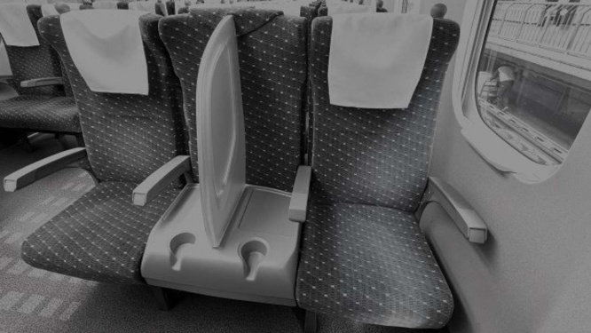 新幹線で隣のおじさんに......（画像はイメージ）