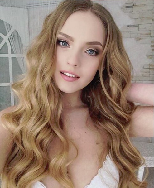 Oksana Neveselaya