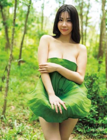 Instagram:鈴木ふみ奈(@fuminasuzuki75)より