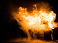 医学に役立ててもらうためにと母親の遺体を献体したのに軍事爆発テストの人体実験に使用されていた（アメリカ）