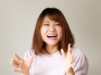 絶対モテない!!　男子目線で「オバ見え」しちゃう女子の特徴6つ