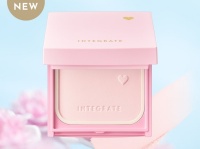 1品で肌荒れ・ニキビ予防＆毛穴カバー。インテグレートから、すっぴん美肌が続く薬用UVパウダーが登場