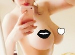 【何も履いてない】沖田杏梨、惜しげも無く裸を見せつける。