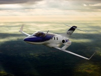 ホンダジェットは空飛ぶスポーツカー！？世界一の小型ジェットの魅力に迫る