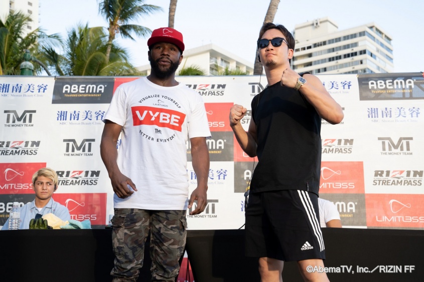 メイウェザー、朝倉未来