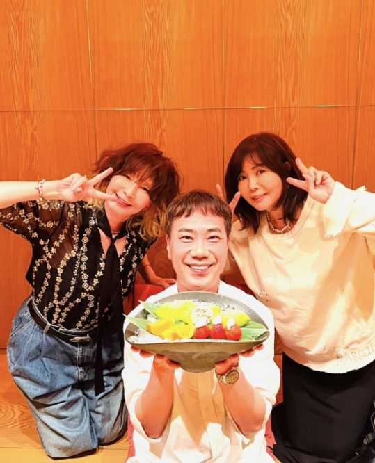 Instagram：小川 菜摘(@natsumi1230)より