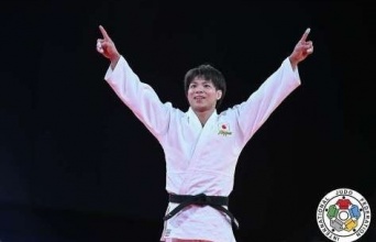 Instagram:阿部一二三(@hifumi.abe)より